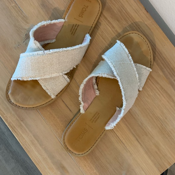 Toms Shoes - Tom’s cream sandal